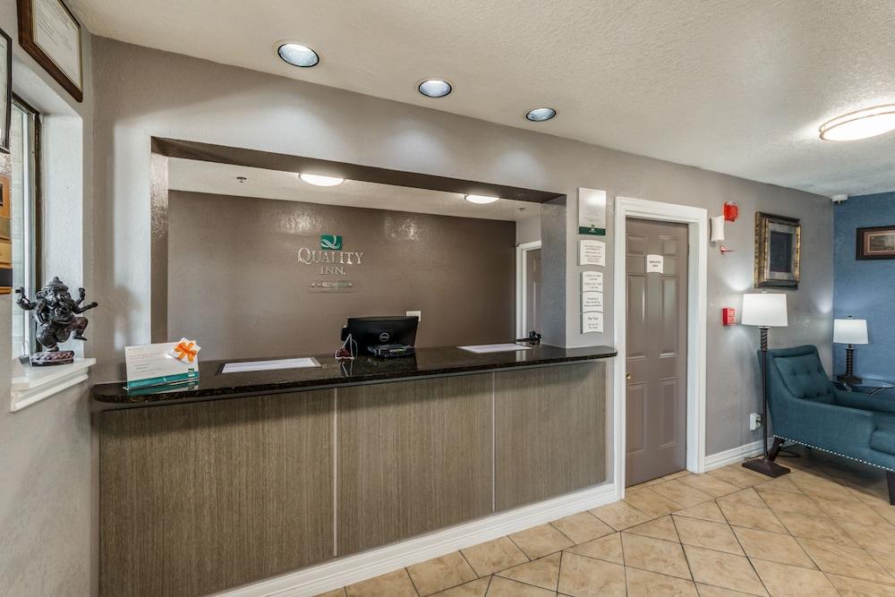 Quality Inn I-10 East Near Frost Bank Center San Antonio Extérieur photo