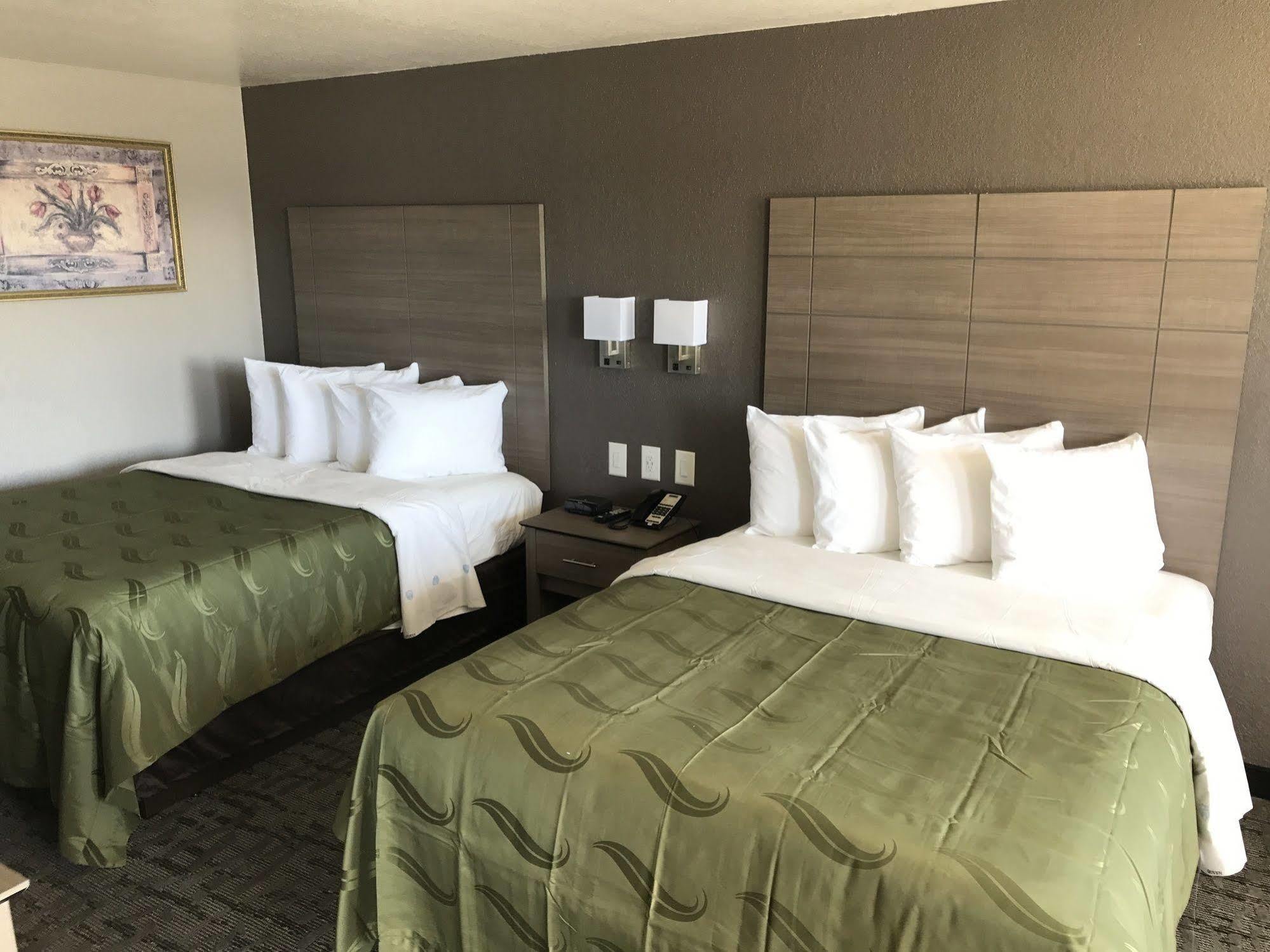Quality Inn I-10 East Near Frost Bank Center San Antonio Extérieur photo