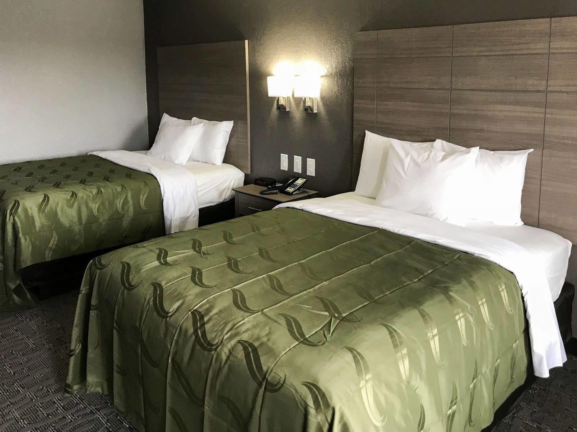 Quality Inn I-10 East Near Frost Bank Center San Antonio Extérieur photo